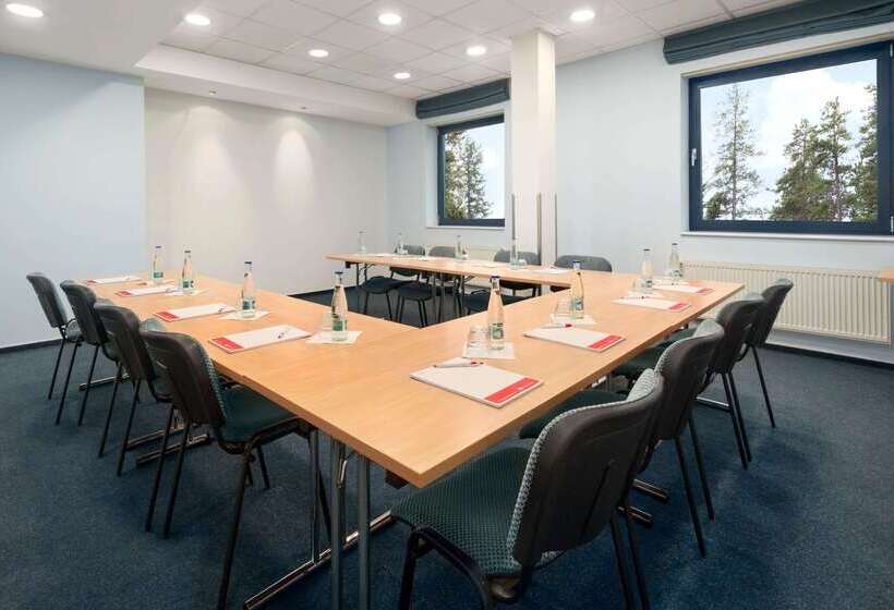 Fotos del hotel Ramada Airport  Prague:  32