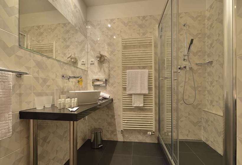 Fotos del hotel Ramada Airport  Prague:  28