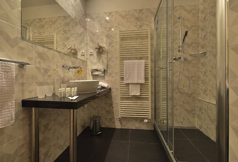 Fotos del hotel Ramada Airport  Prague:  27