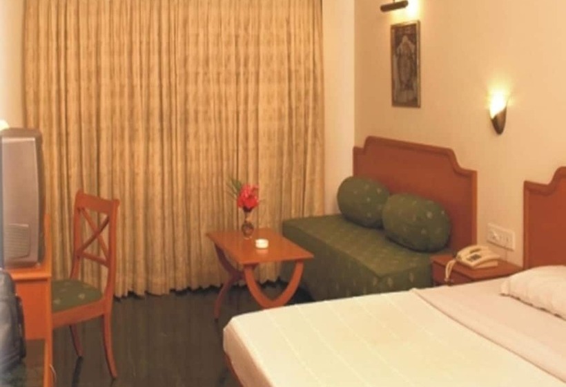 ホテル Renest Shraddha Inn Shirdi