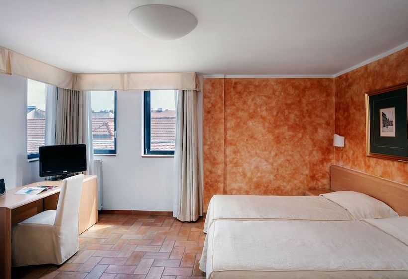 Fotos del hotel Roma Prague:  5