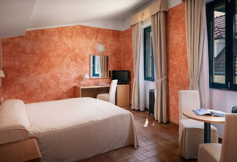 Fotos del hotel Roma Prague:  8