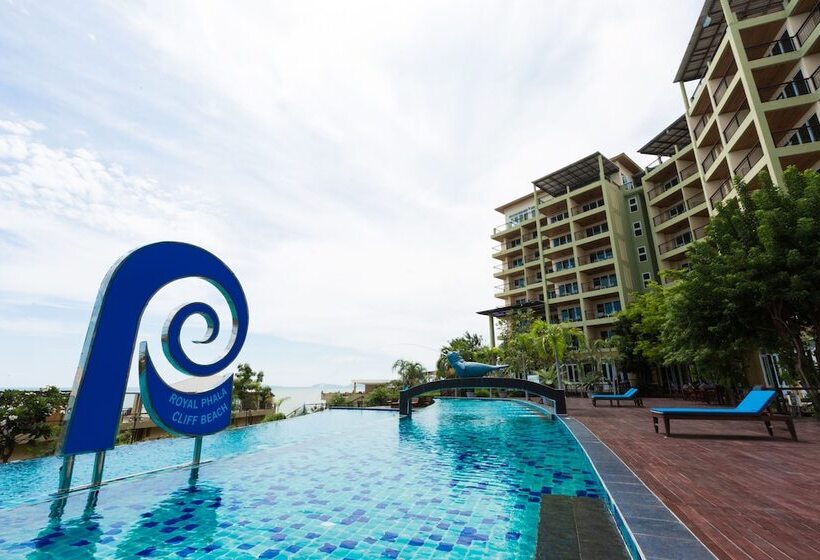 هتل Royal Phala Cliff Beach Resort And Spa