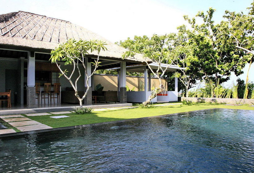 هتل Sekar Nusa Resort