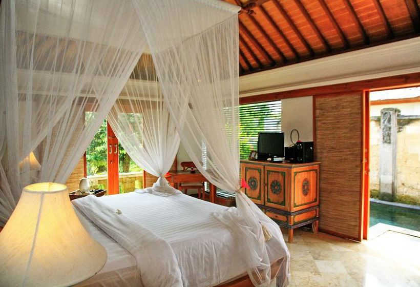 هتل Sekar Nusa Resort