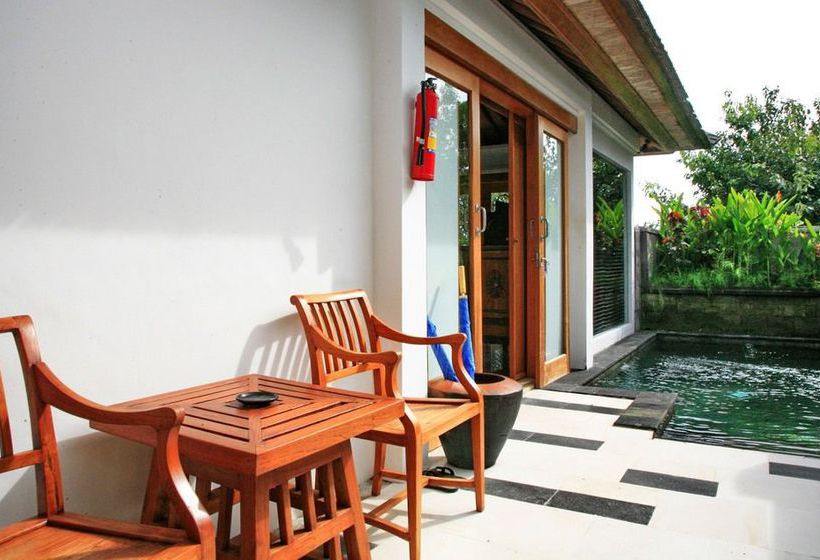 هتل Sekar Nusa Resort