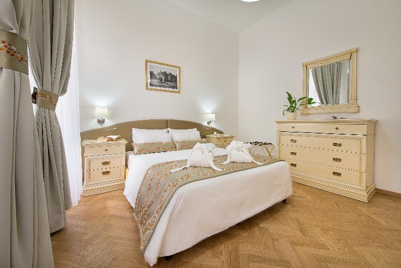 هتل Suite Home Prague