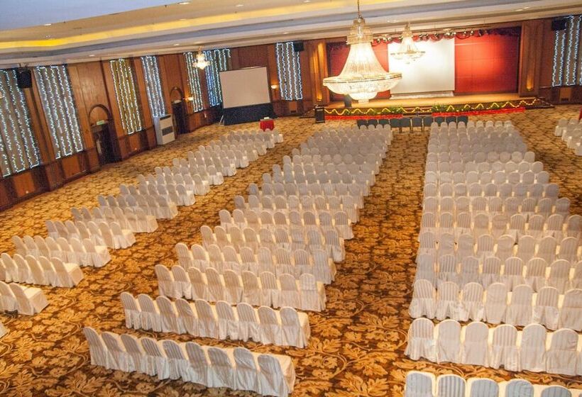 Summit Hotel Subang Usj