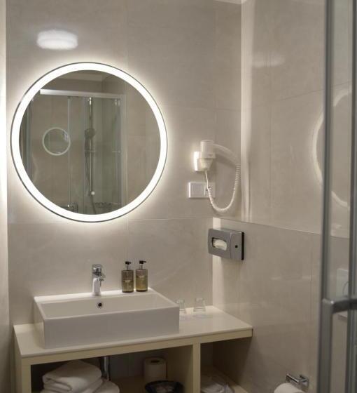 Fotos del hotel The Golden Wheel:  10