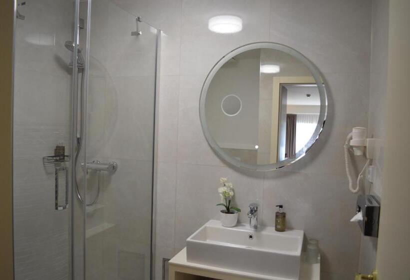 Fotos del hotel The Golden Wheel:  21