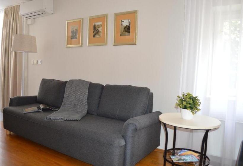 Fotos del hotel The Golden Wheel:  6
