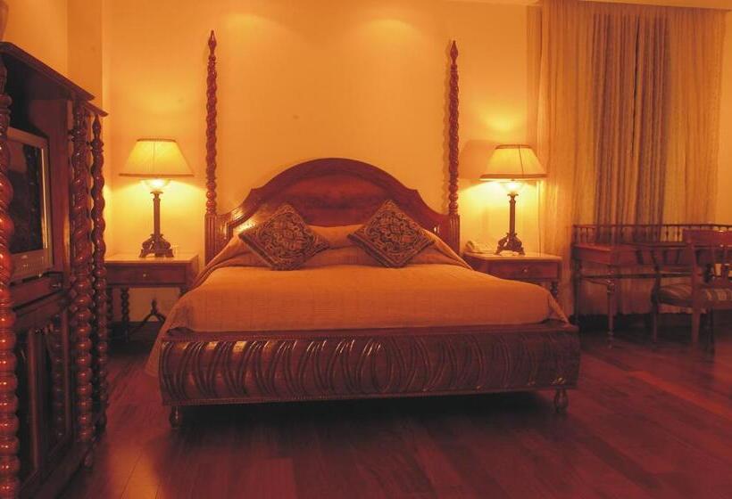 فندق The Lalit Golf & Spa Resort Goa
