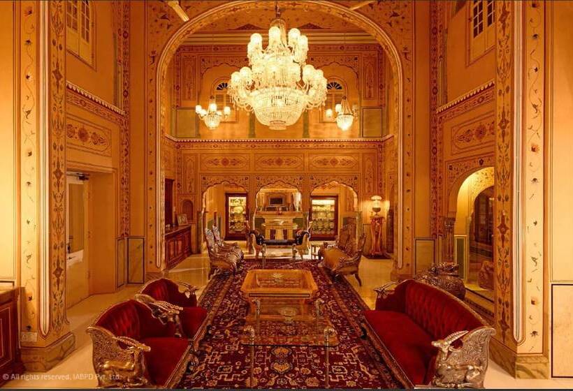 هتل The Raj Palace