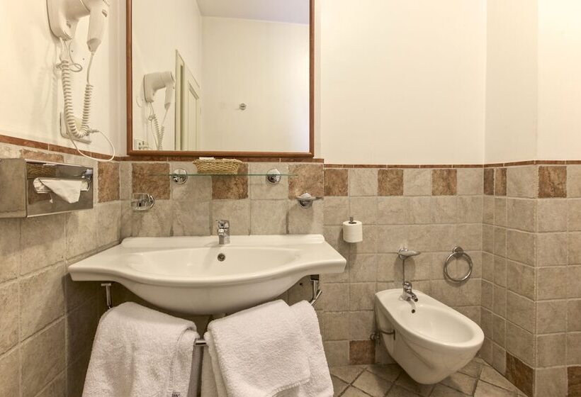 Fotos del hotel Tivoli Prague:  19