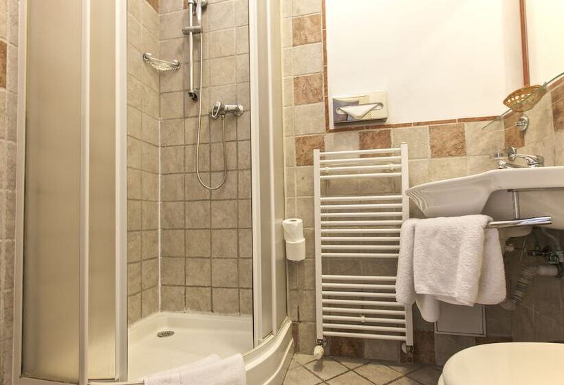 Fotos del hotel Tivoli Prague:  20