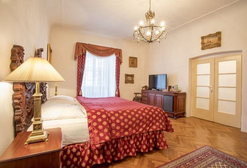 Fotos del hotel U Zlateho Stromu:  3