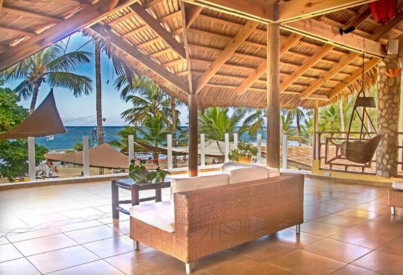 هتل Villa Taina