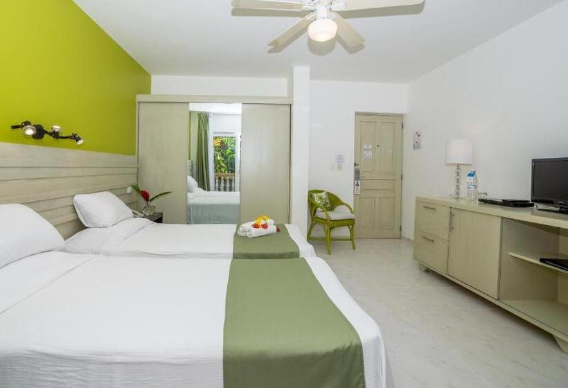 هتل Villa Taina