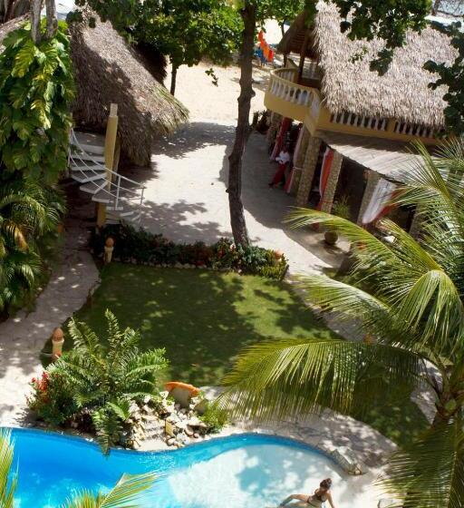 هتل Villa Taina