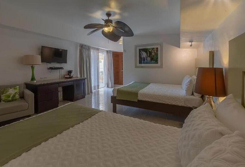 هتل Villa Taina