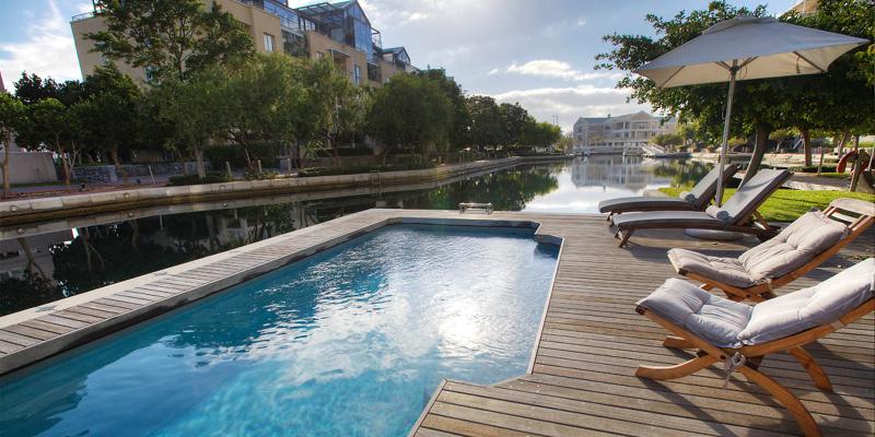 酒店 Waterfront Village