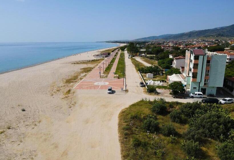 هتل Rivabella