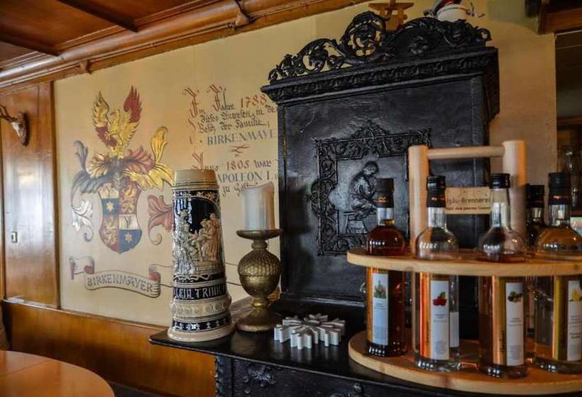 پانسیون Gasthof Zum Ritter A Cozy Historical Landmark