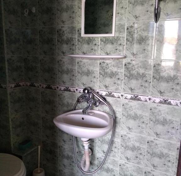פנסיון Guest House Dzhegosh