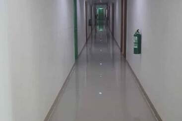 هاستل Meaco Royal Hotel Tabaco