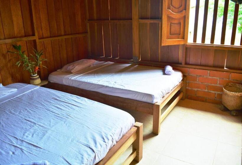 هاستل Posada Hannany