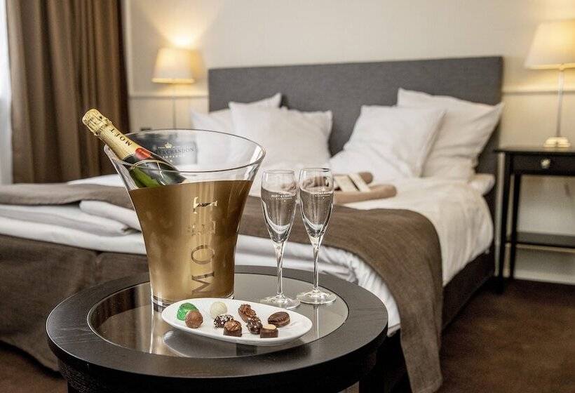 تختخواب و صبحانه Godstedlund