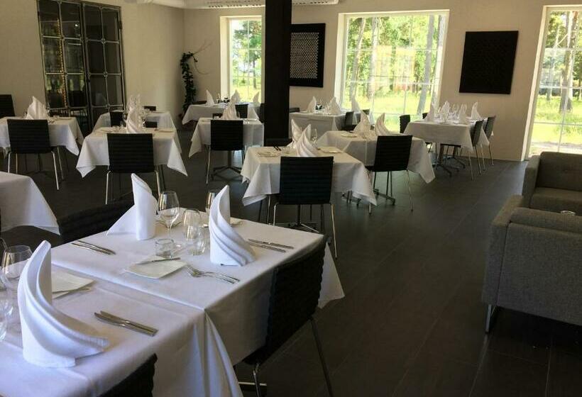 Strandakar Hotell & Restaurang