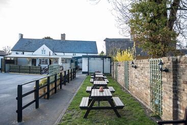 هتل Brewers Inn