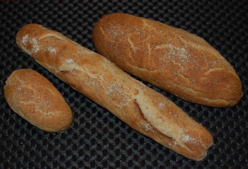 بنسيون Kanalvillan