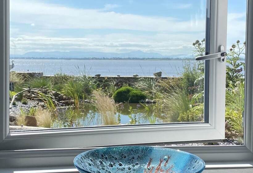 住宿加早餐  The Waterside Rooms