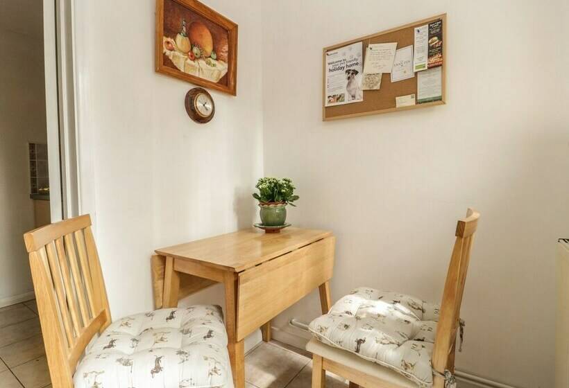 Relaxing Studio   Sauna   Luxe Bed   Pet Friendly