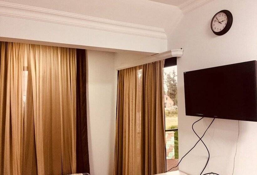 Cottage Euro Style
