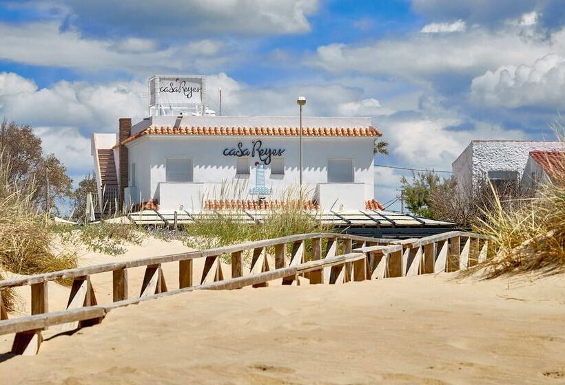 مسافرخانه Casa Reyes El Palmar