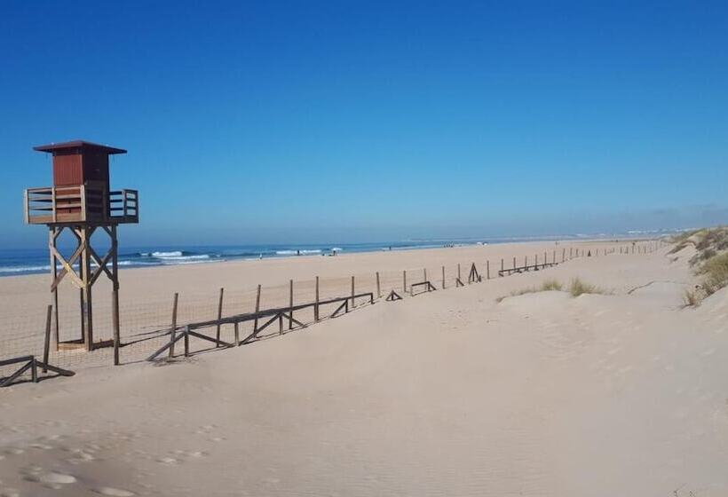 مسافرخانه Casa Reyes El Palmar