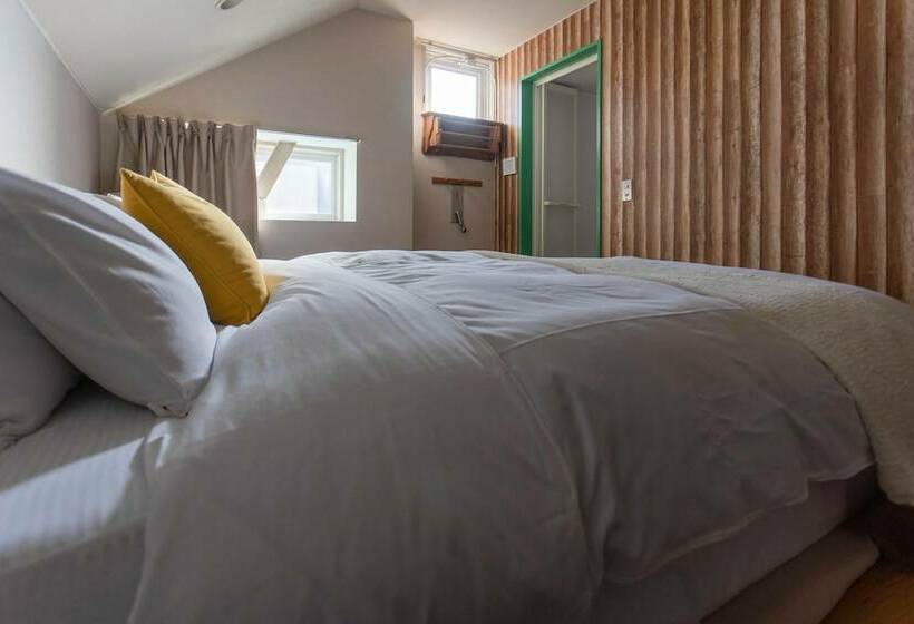 Отель Canopy Cortina Lodge
