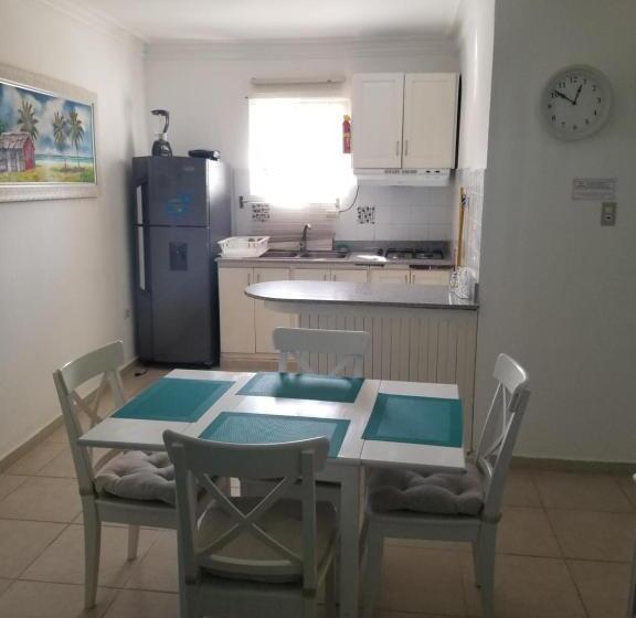 هتل Karimar Beach Condo