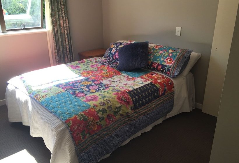 בית מלון כפרי Mountain View Lodge