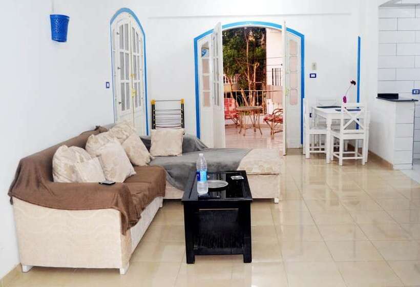 پانسیون Hermina Guest House