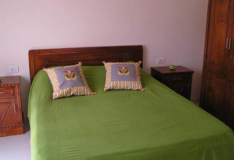 پانسیون Hermina Guest House