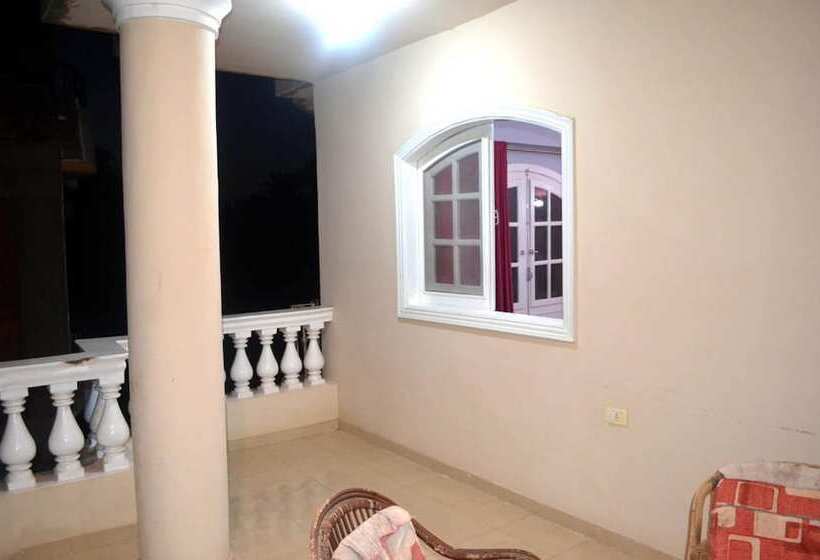 پانسیون Hermina Guest House