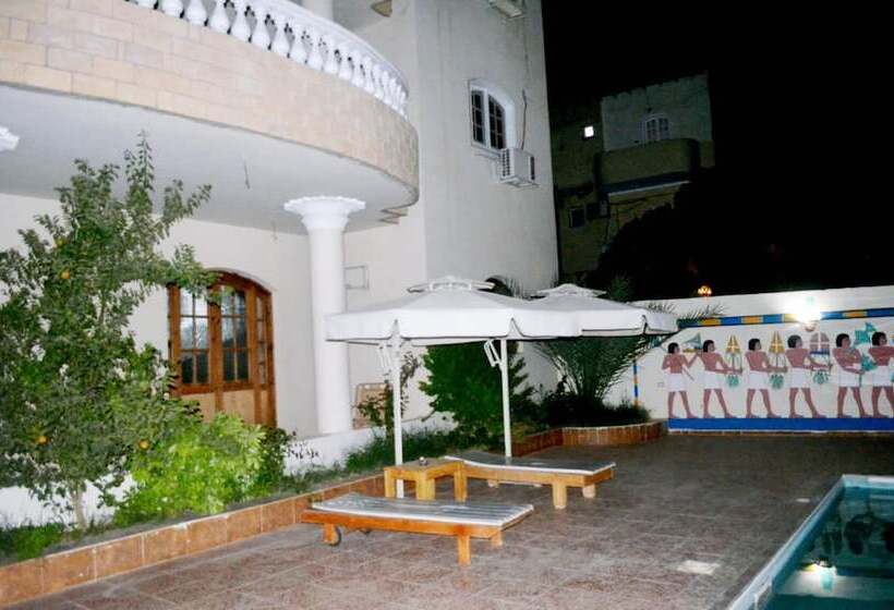 پانسیون Hermina Guest House