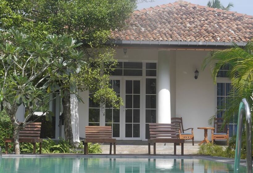 پانسیون Pearl Villa Welhengoda