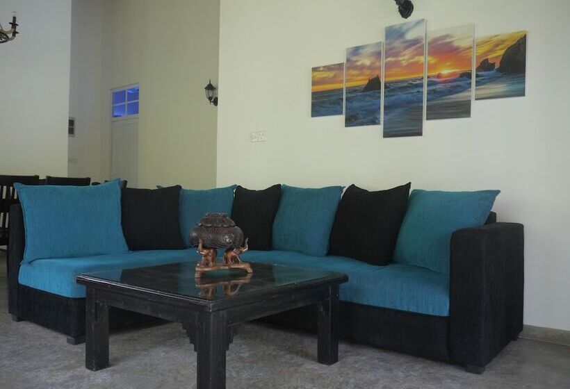 پانسیون Pearl Villa Welhengoda