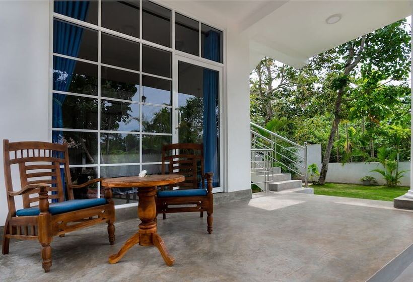 پانسیون Pearl Villa Welhengoda