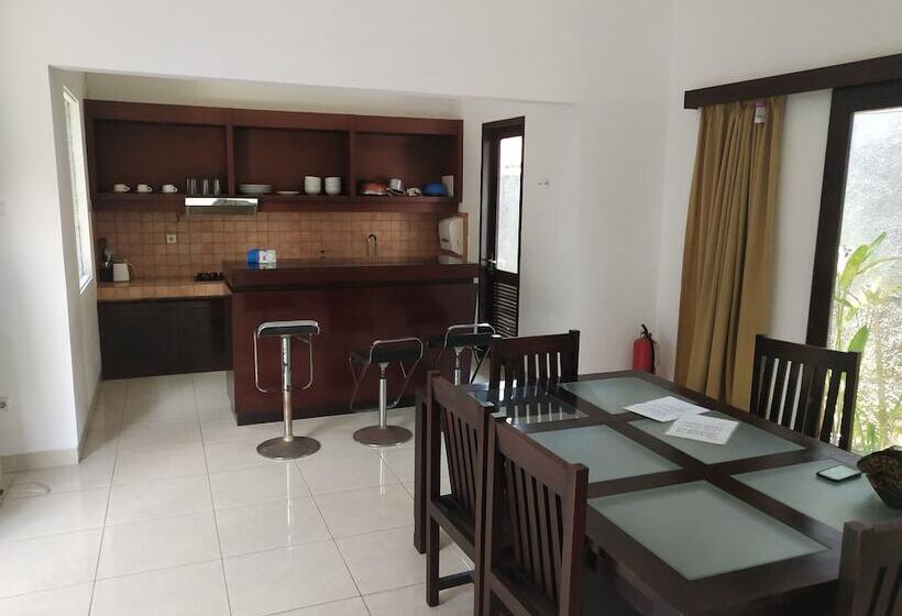 پانسیون Villa Glas
